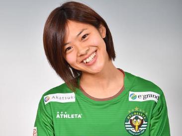 なでしこジャパン女子サッカーかわいい選手：小林里歌子2