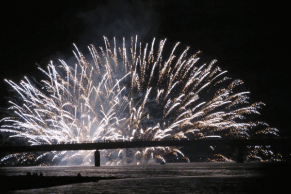 新舞子花火2025年の穴場スポット7選！混雑を避けて絶景を独り占め